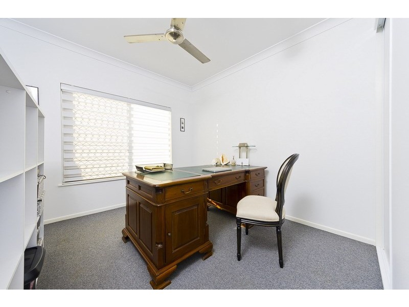 8  Goldberg Close, White Rock QLD 4868