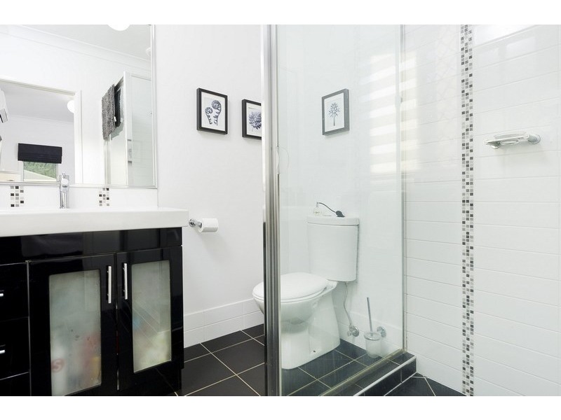 8  Goldberg Close, White Rock QLD 4868