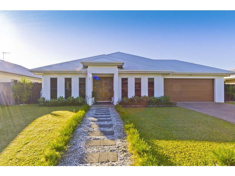 8  Goldberg Close, White Rock QLD 4868