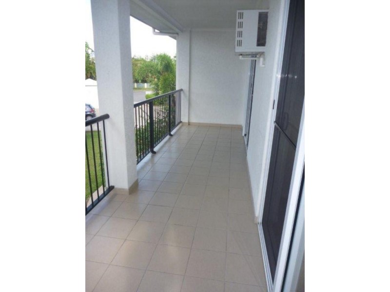 204/6 Marella Close, Manoora QLD 4870