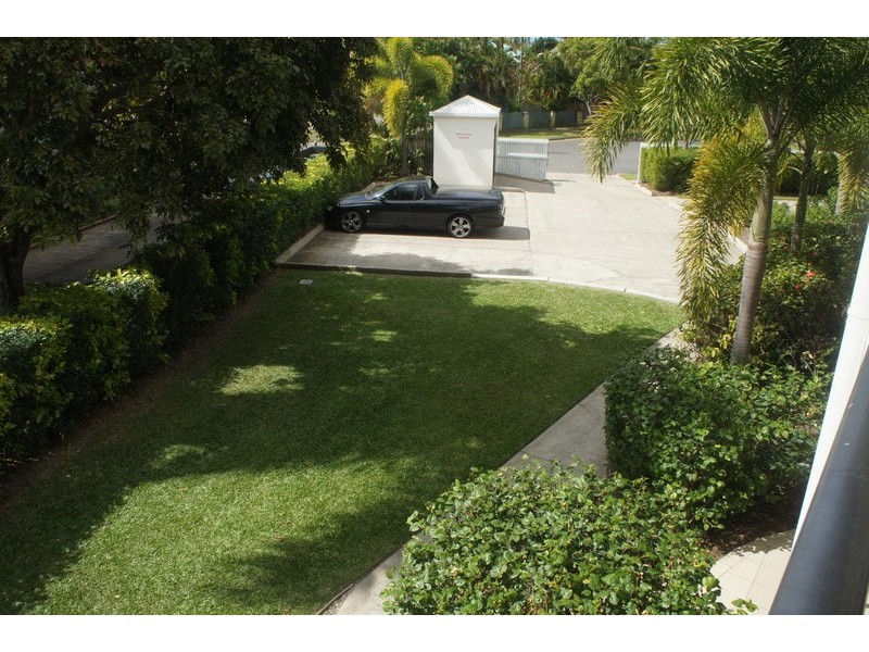 204/6 Marella Close, Manoora QLD 4870