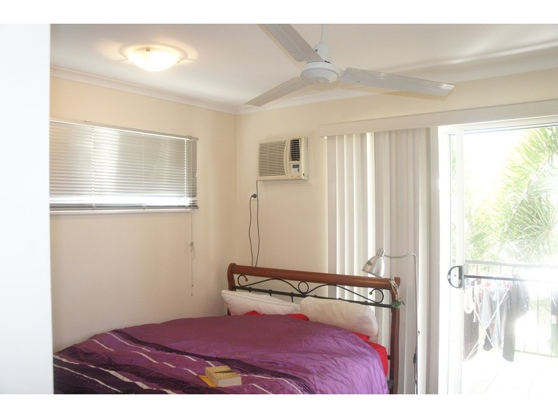 204/6 Marella Close, Manoora QLD 4870