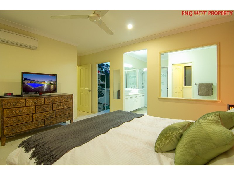 5 Iridescent Close, Trinity Park QLD 4879