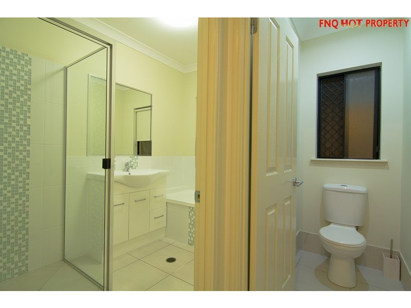 5 Iridescent Close, Trinity Park QLD 4879