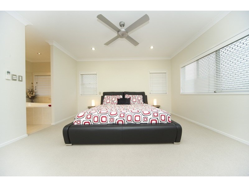 48 HARBOUR DRIVE, Trinity Park QLD 4879