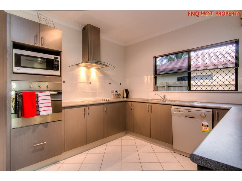 11 Surtees Close, Bentley Park QLD 4869