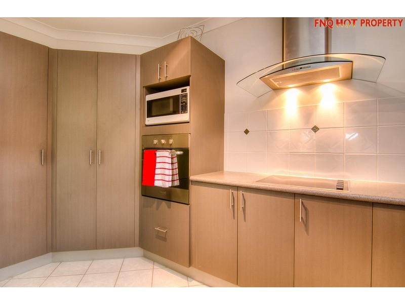 11 Surtees Close, Bentley Park QLD 4869
