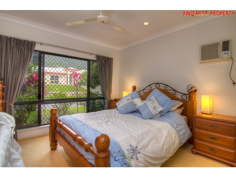 11 Surtees Close, Bentley Park QLD 4869