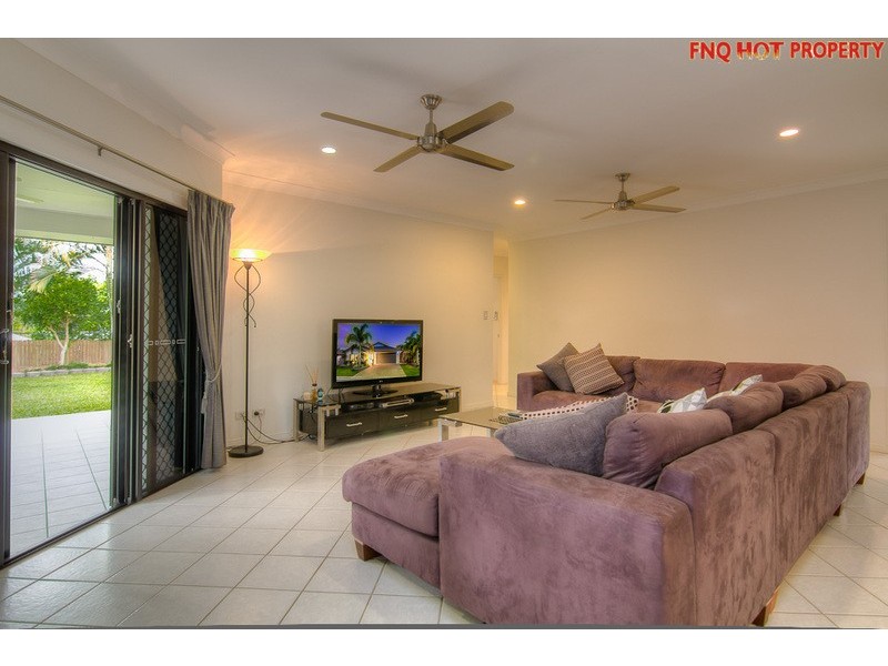 11 Surtees Close, Bentley Park QLD 4869