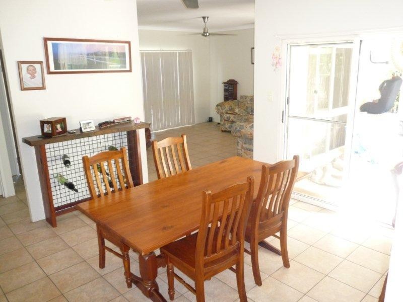 16 OPALINE CLOSE, Brinsmead QLD 4870