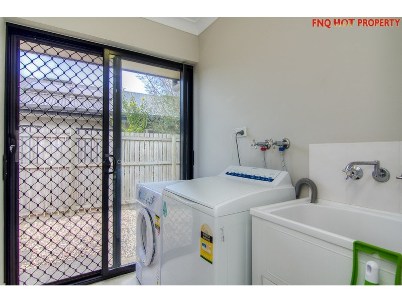 18 Altona Street, Bentley Park QLD 4869