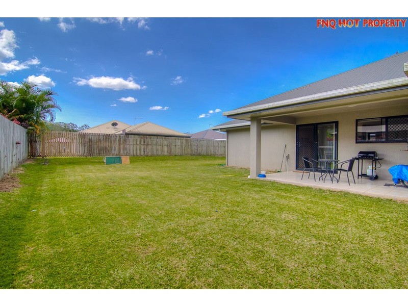 18 Altona Street, Bentley Park QLD 4869