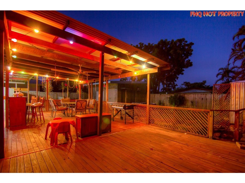 42 Tryal Street, Bentley Park QLD 4869