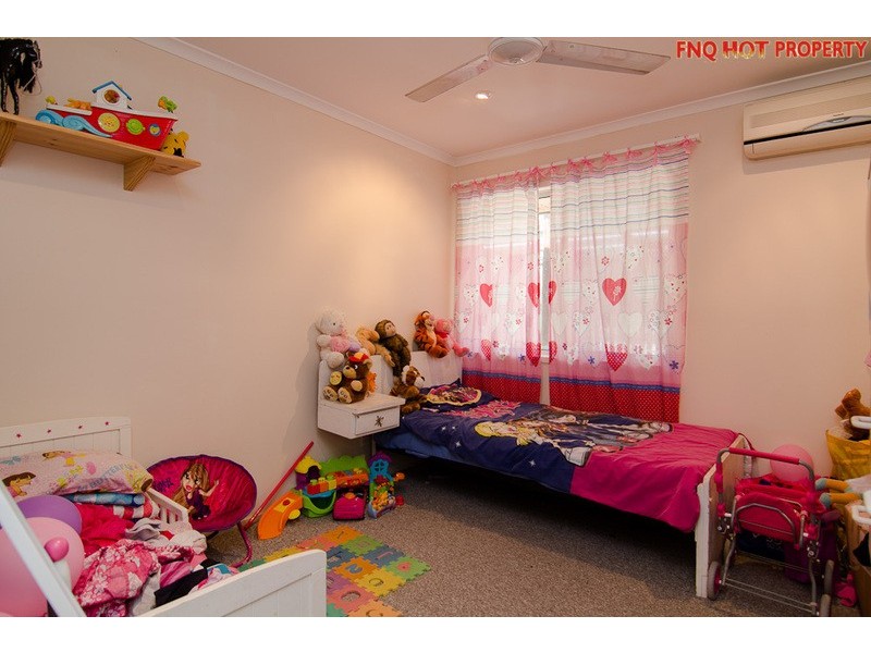 42 Tryal Street, Bentley Park QLD 4869