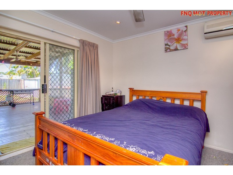 42 Tryal Street, Bentley Park QLD 4869