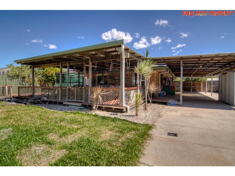 42 Tryal Street, Bentley Park QLD 4869