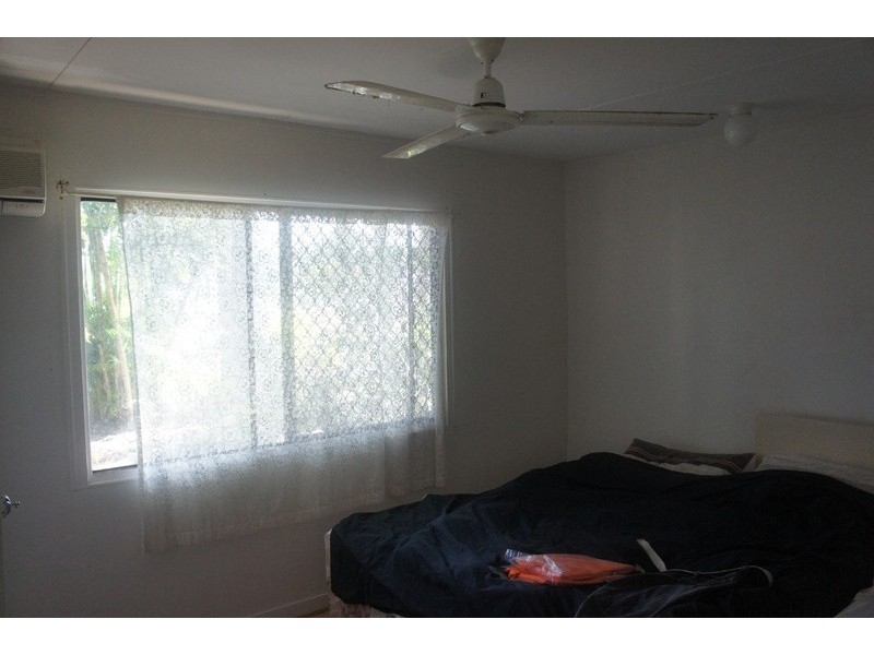 30 Riverside Parade, Trinity Park QLD 4879