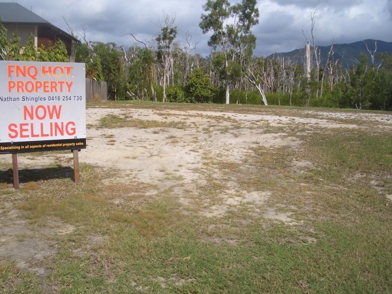 2/108 HARBOUR DRIVE, Trinity Park QLD 4879