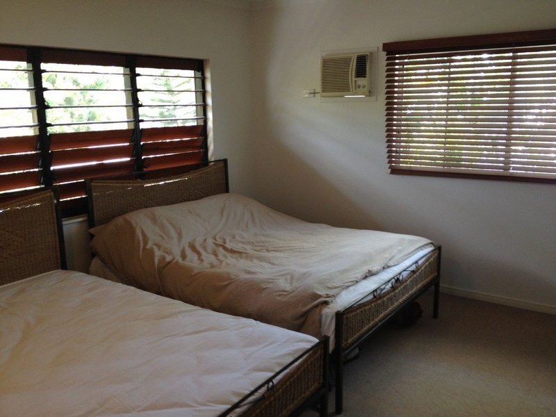 497 Varley St, Yorkeys Knob QLD 4878