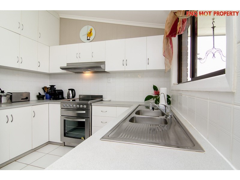 8-10 Bunda Street, Innisfail QLD 4860