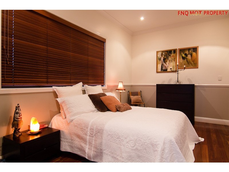 8-10 Bunda Street, Innisfail QLD 4860