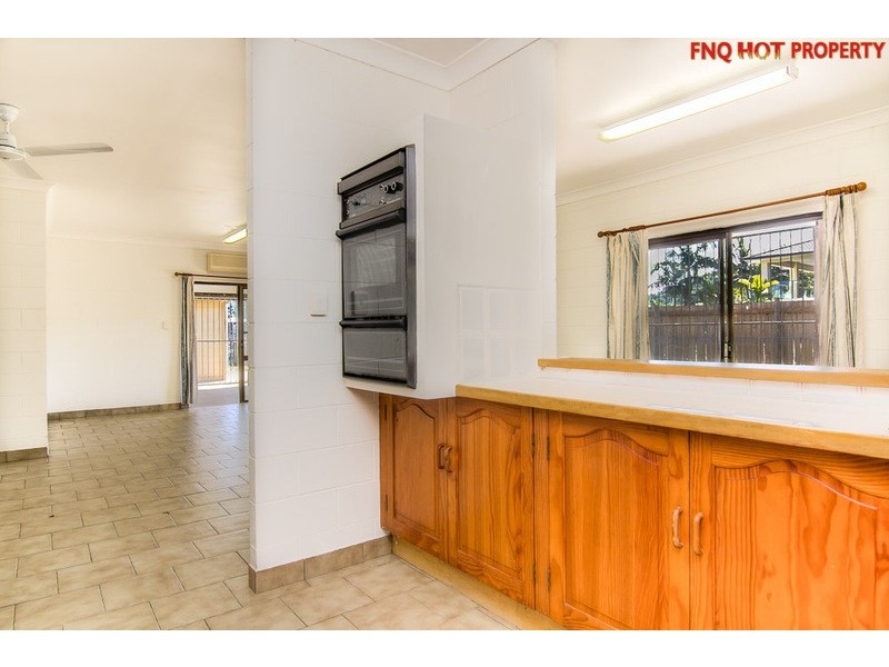 11 Riverside Parade, Trinity Park QLD 4879