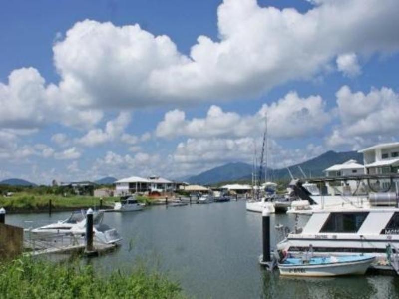 9  Brindabella qy, Trinity Park QLD 4879