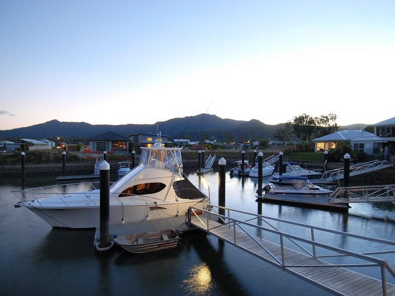 19 Brindabella QY, Trinity Park QLD 4879