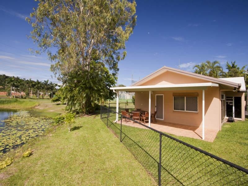 18/2 Lake Placid Road, Caravonica QLD 4878