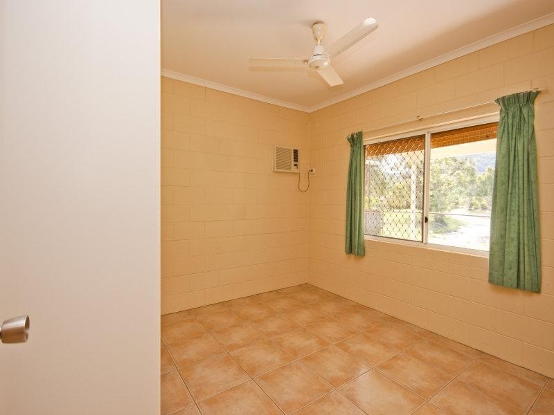 18/2 Lake Placid Road, Caravonica QLD 4878