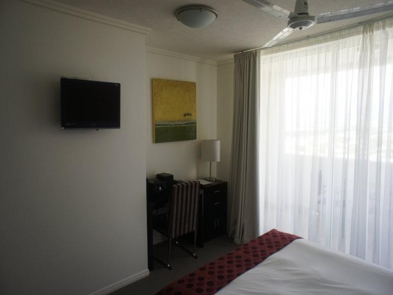 1103/58 MCLEOD ST, Cairns City QLD 4870