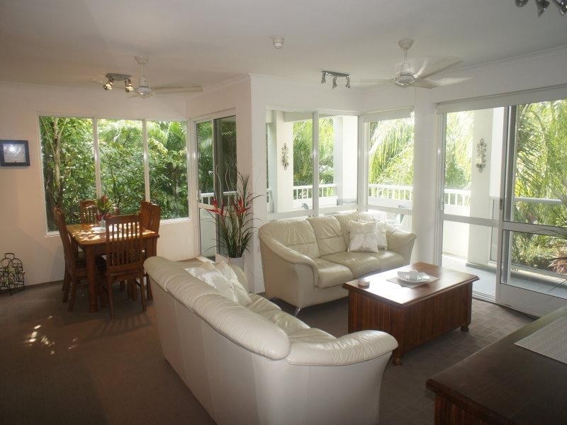 314/915 Coral Coast Drive, Palm Cove QLD 4879