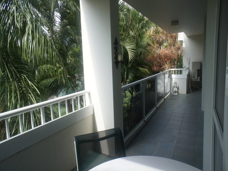 314/915 Coral Coast Drive, Palm Cove QLD 4879