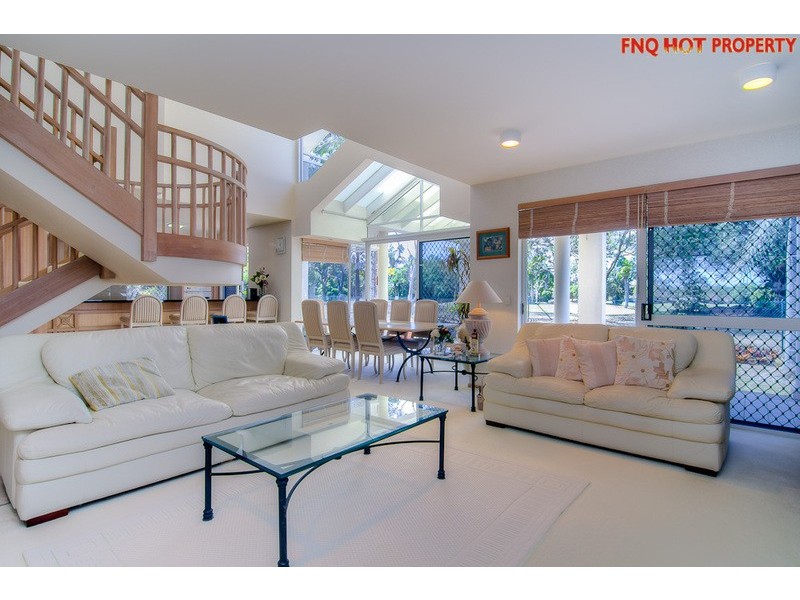 37 Parkinson Ave, Kewarra Beach QLD 4879