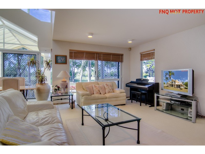 37 Parkinson Ave, Kewarra Beach QLD 4879