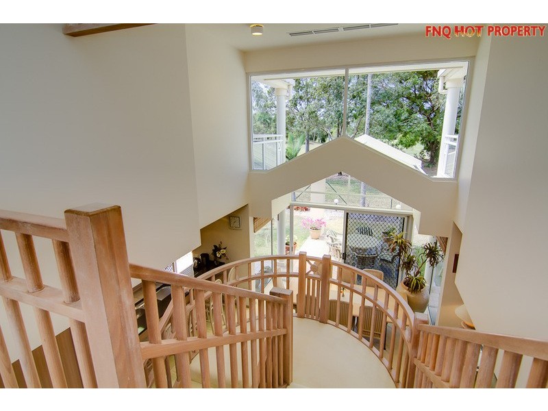 37 Parkinson Ave, Kewarra Beach QLD 4879