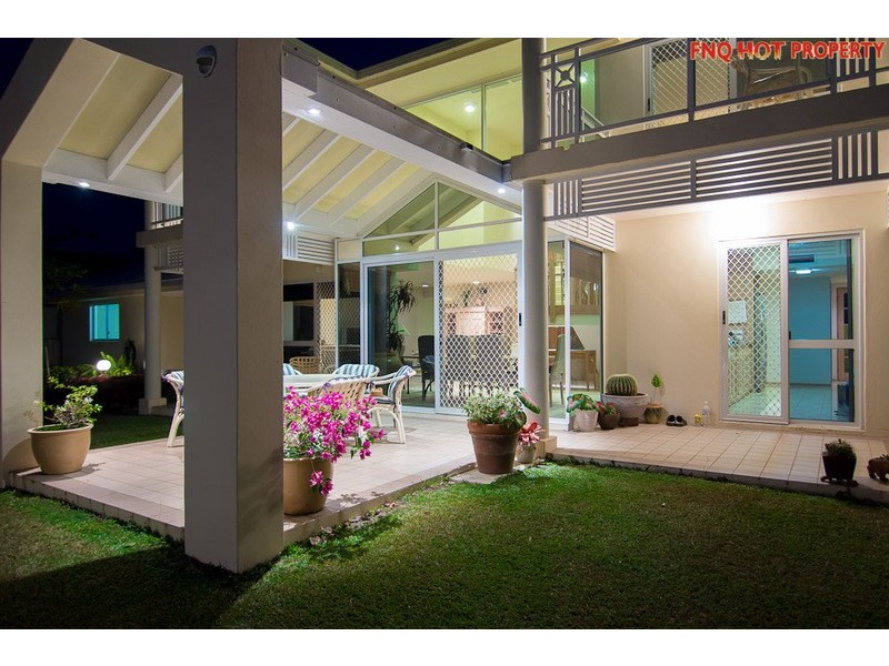 37 Parkinson Ave, Kewarra Beach QLD 4879
