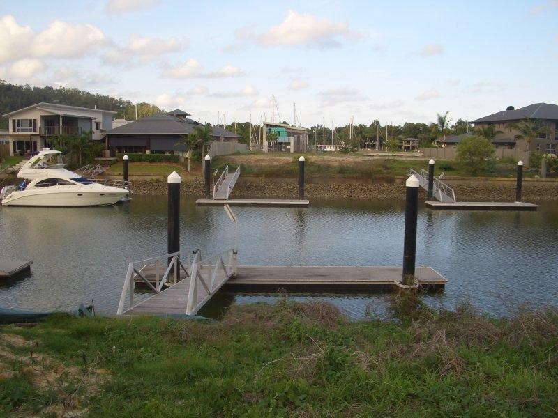 6 Ragamuffin Quay, Trinity Park QLD 4879