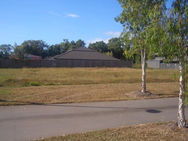 7 Sennfeld Close, Palm Cove QLD 4879