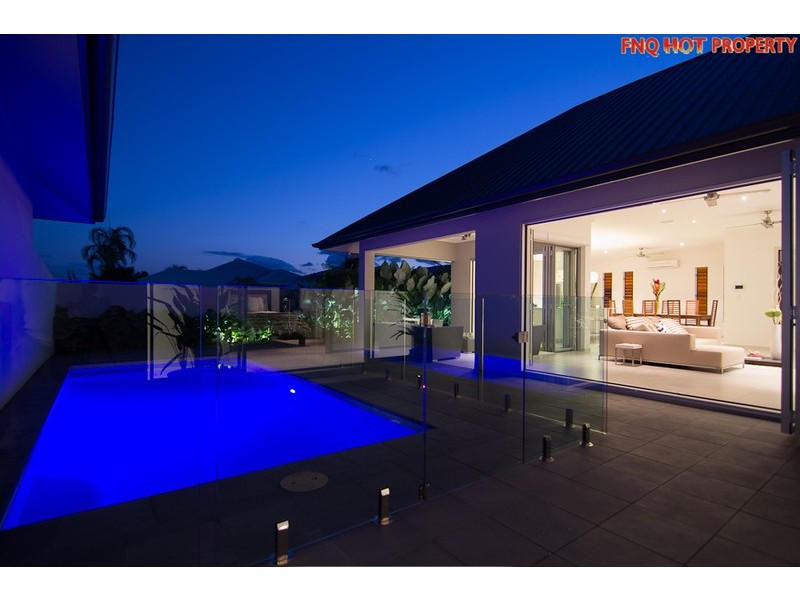 33 Bowline cl, Trinity Beach QLD 4879