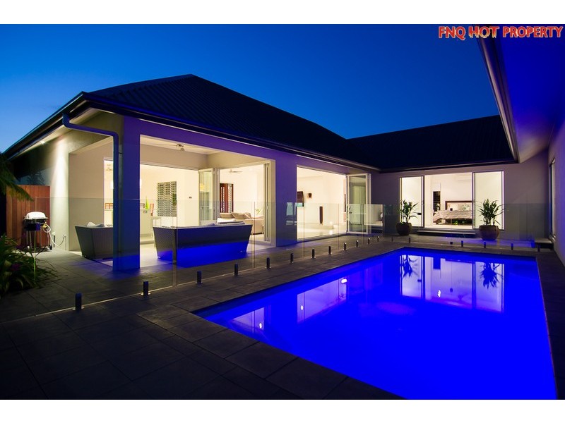 33 Bowline cl, Trinity Beach QLD 4879