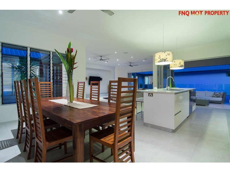 33 Bowline cl, Trinity Beach QLD 4879