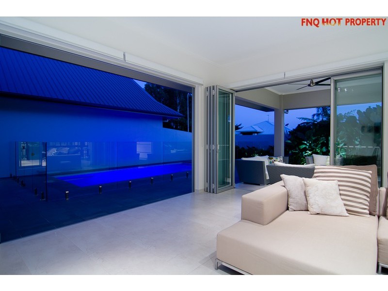 33 Bowline cl, Trinity Beach QLD 4879