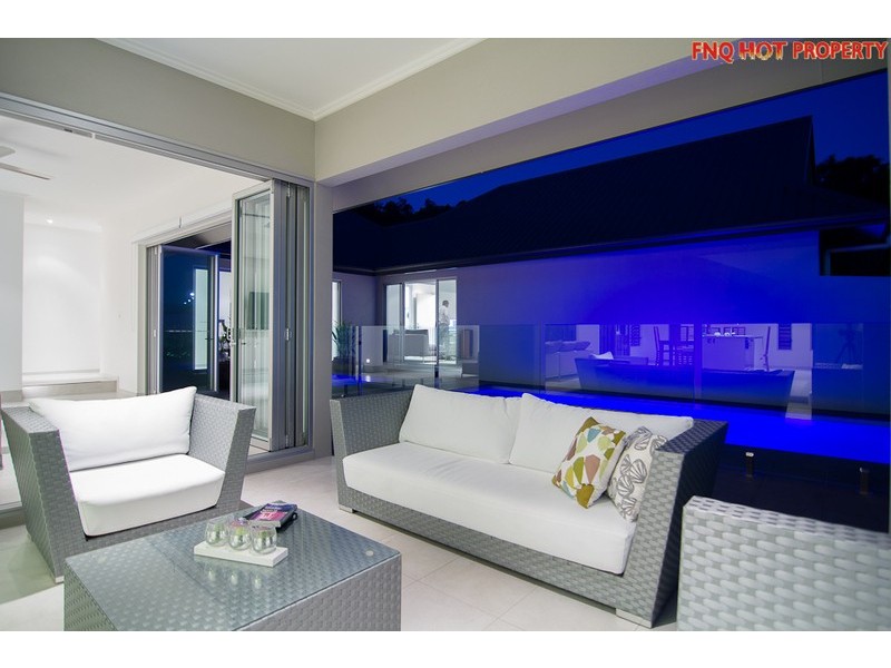 33 Bowline cl, Trinity Beach QLD 4879