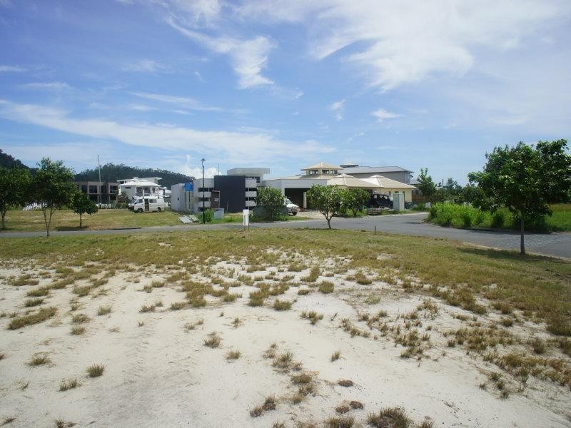 118 Harbour Drive, Trinity Park QLD 4879