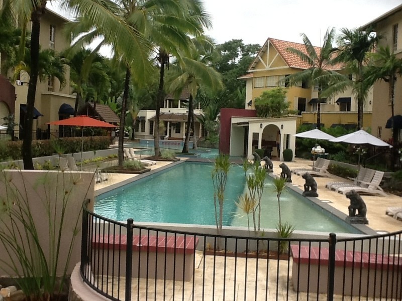 910/2  Greenslopes Sreet, Cairns North QLD 4870