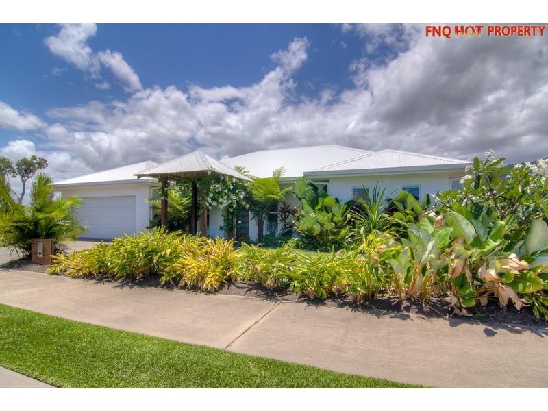 38 Moojeeba Way, Trinity Park QLD 4879