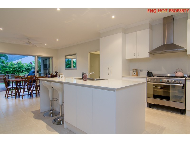 38 Moojeeba Way, Trinity Park QLD 4879