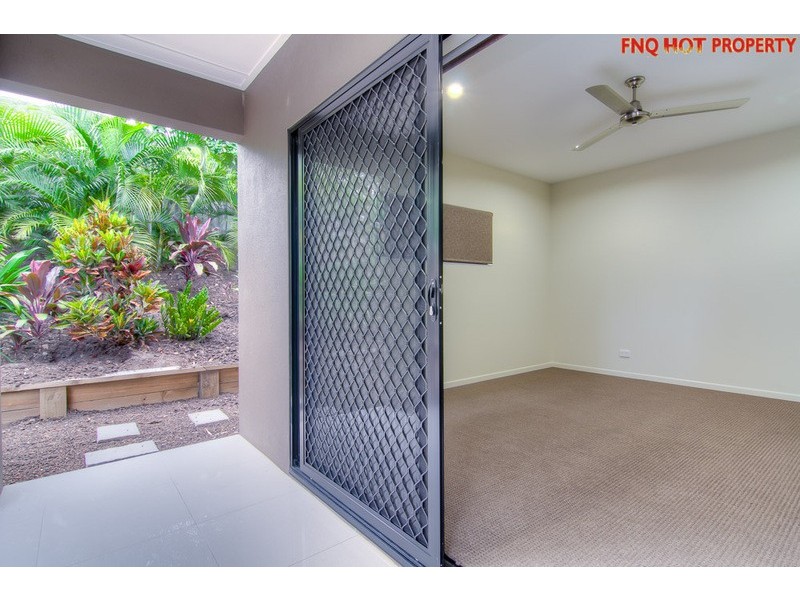 43 Aurelia Road, Palm Cove QLD 4879