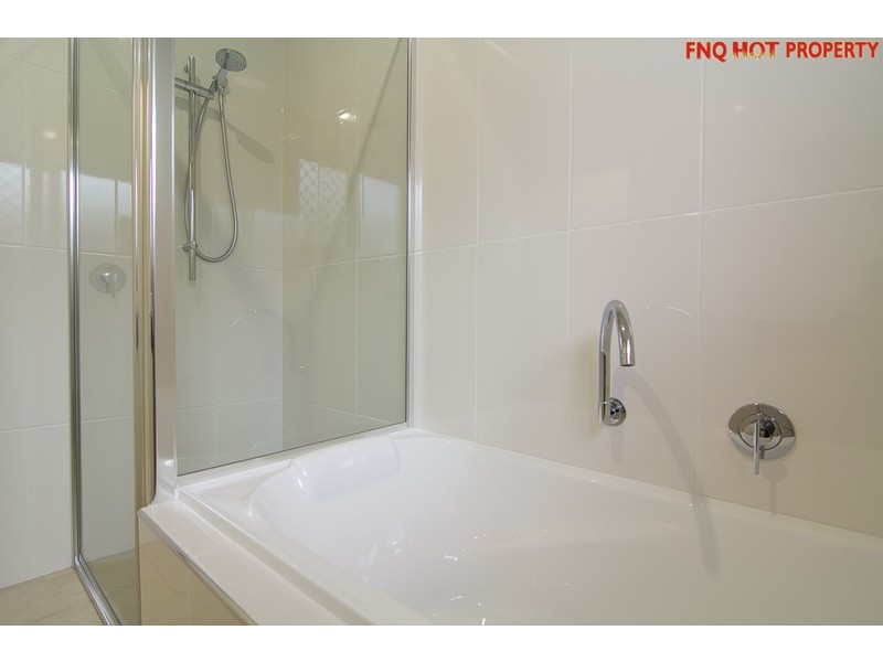 43 Aurelia Road, Palm Cove QLD 4879